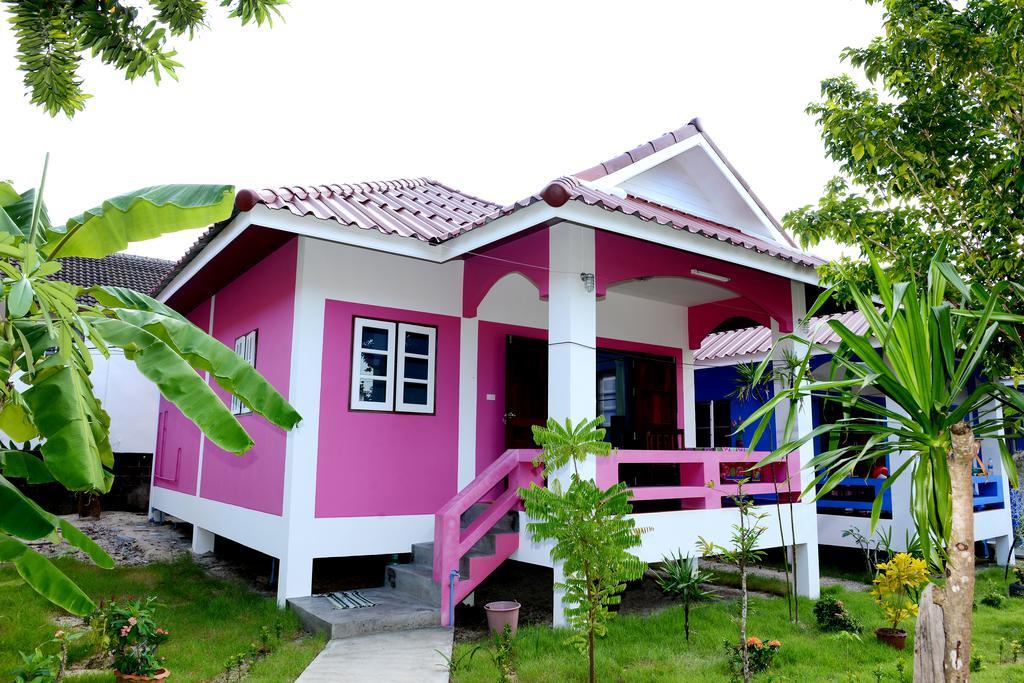 New Sunrise Village サムイ島 部屋 写真