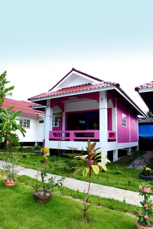 New Sunrise Village サムイ島 部屋 写真